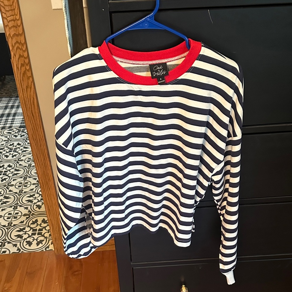 NWOT; Striped women’s Shirt - Navy and White sz M